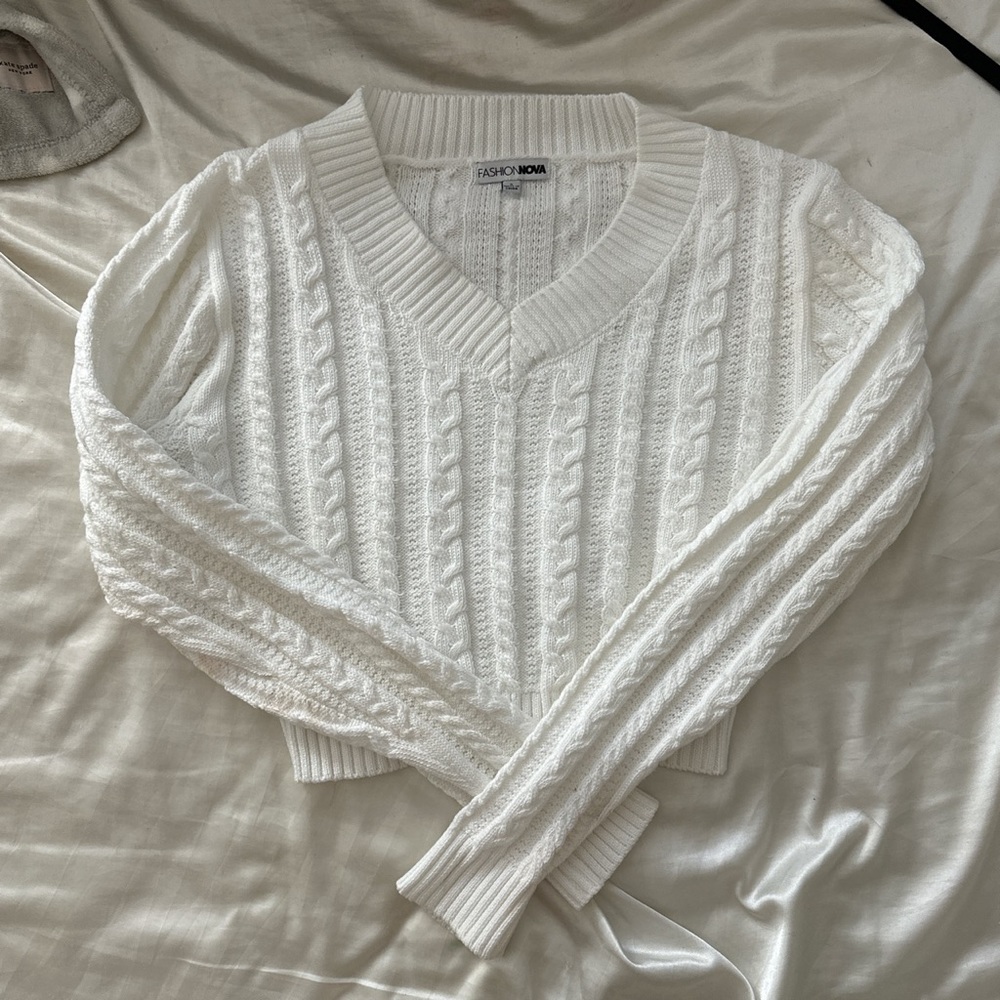 ❌SOLD❌knit sweater